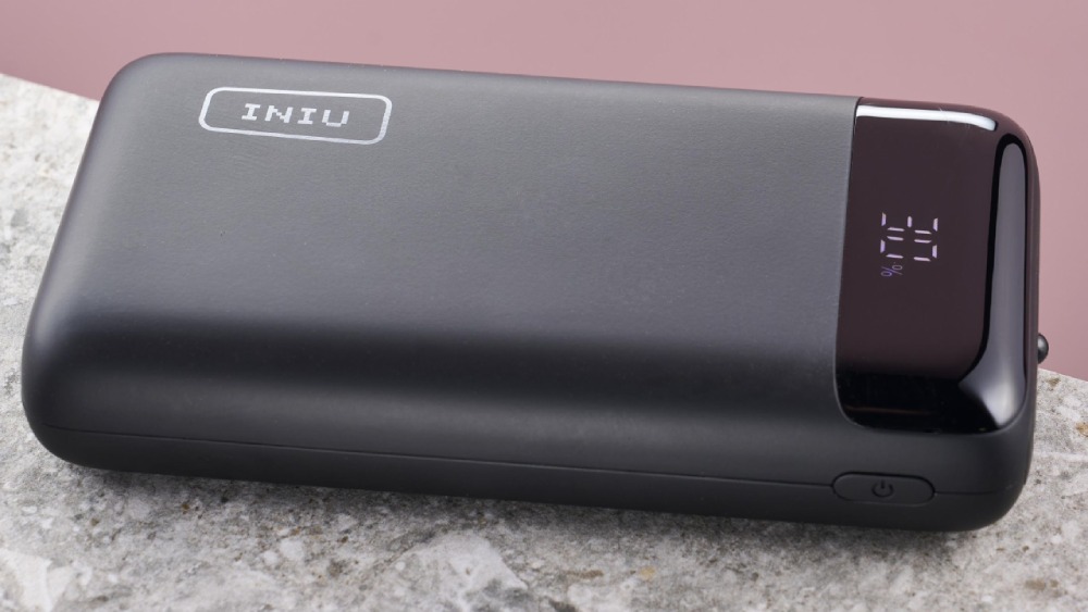 INIU Review – Powering Your Digital Lifestyle with Smart Charging Solutions